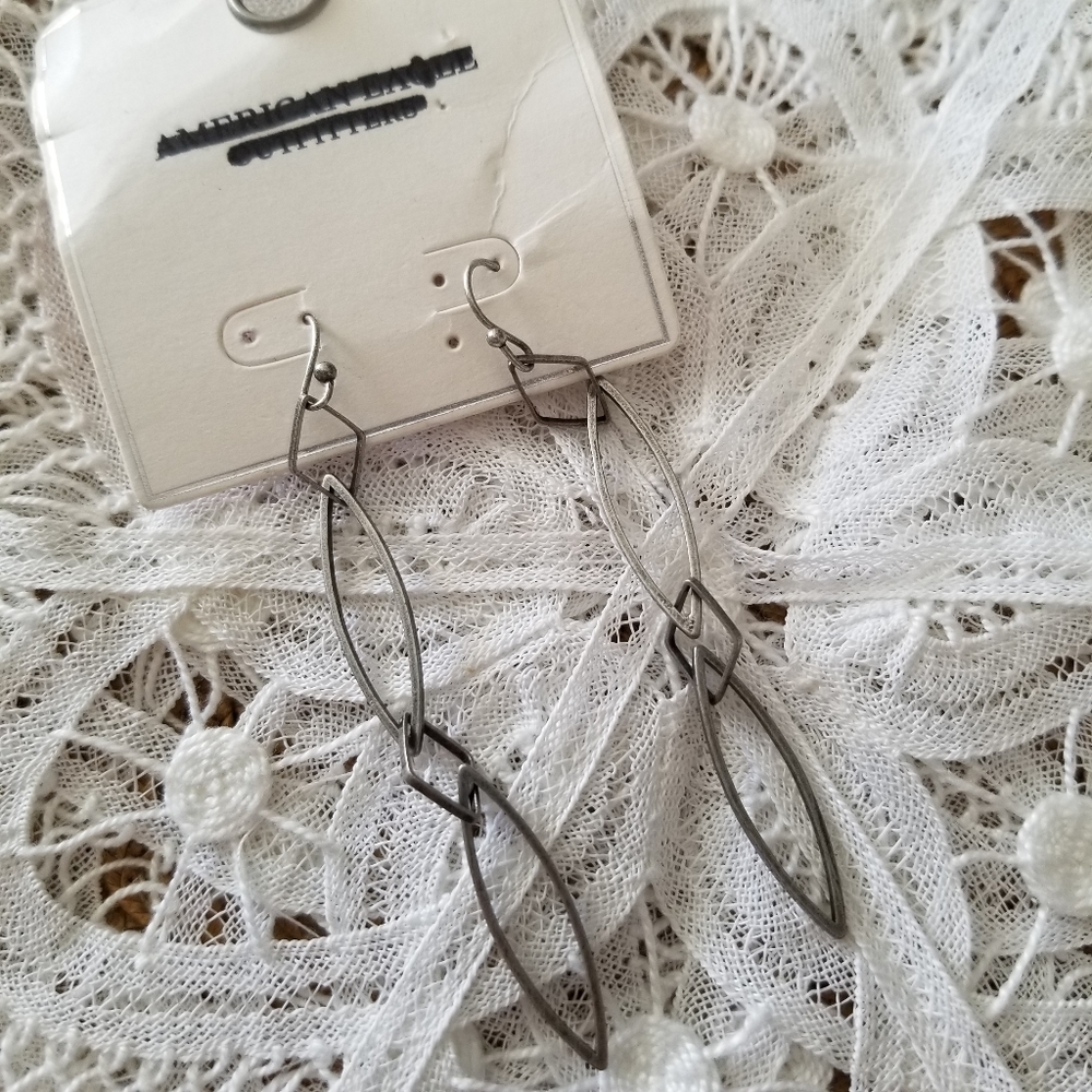 AE American Eagle Silver Geo Dangle Earrings NWT